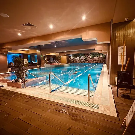 Apartment Charming Luxury Rgr