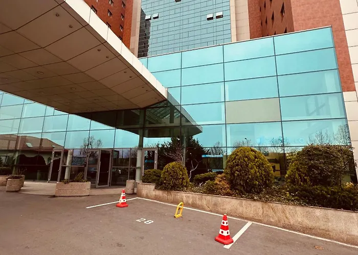 Charming Luxury Rgr * 布加勒斯特