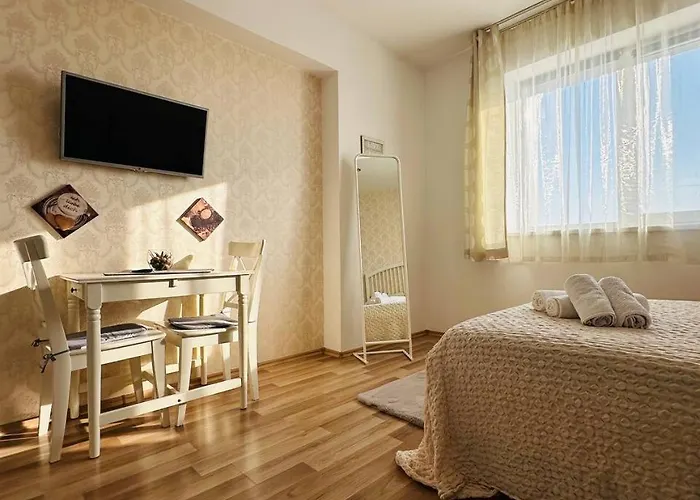 Charming Luxury Rgr *